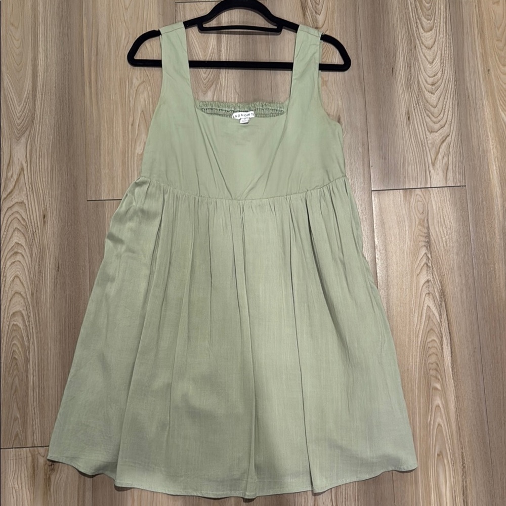 Green Pleated Sleeveless Mini Dress